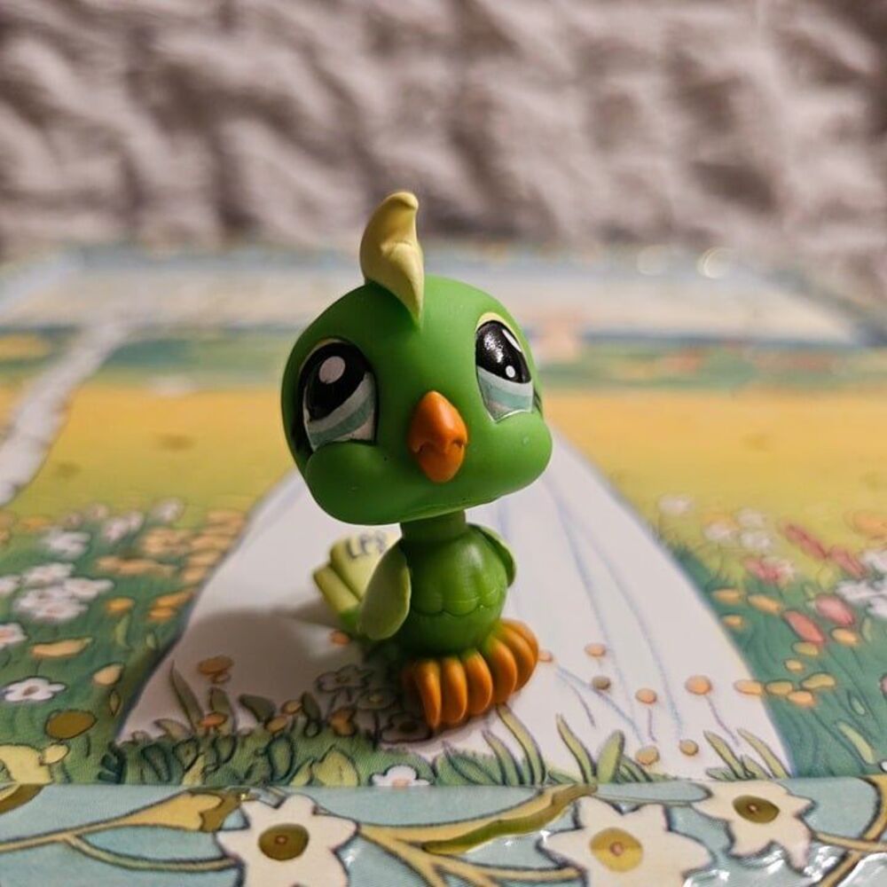 ★ Littlest Pet Shop Cockatoo #1369 Gen 3 ★
